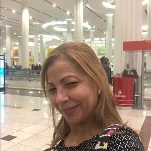 Meet your Posher, Lucia